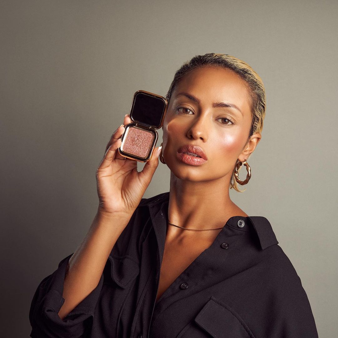 ILUMINADOR COMPACTO 1ST SCENE