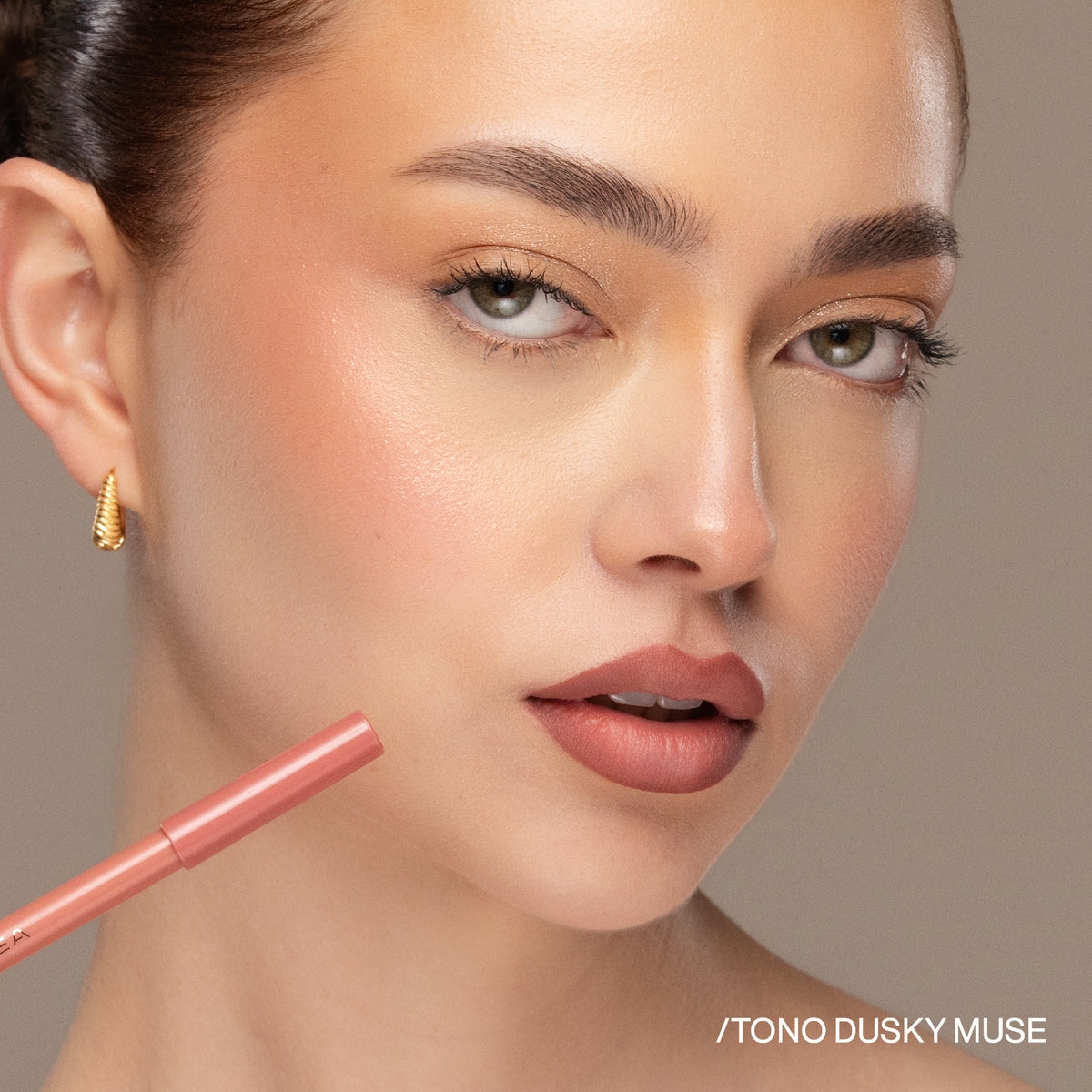 Delineador de labios en gel Sublime