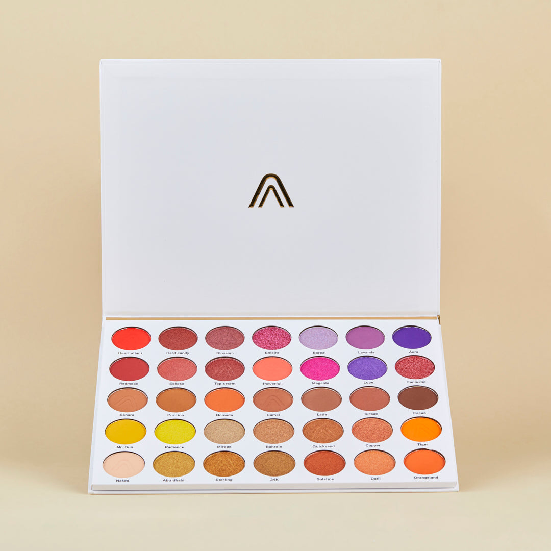 PALETA DE SOMBRAS MAJESTIC MAKEUP EXPERT