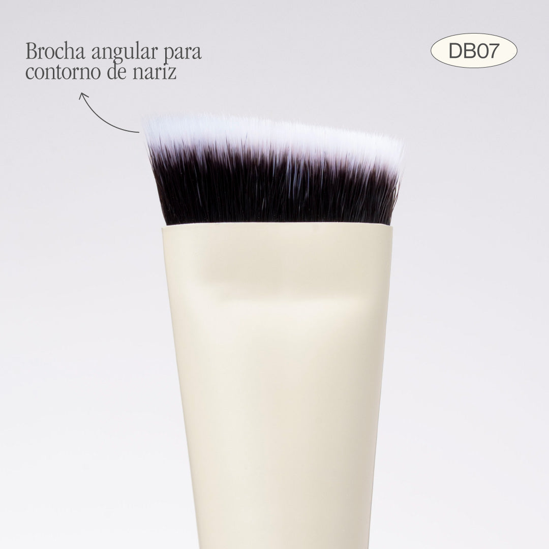 BROCHA DUO PARA CORRECTOR Y CONTORNO