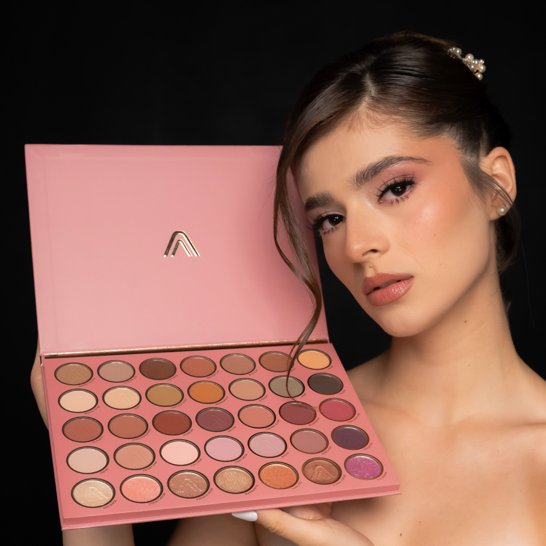 PALETA DE SOMBRAS CLASSIC MAKEUP EXPERT